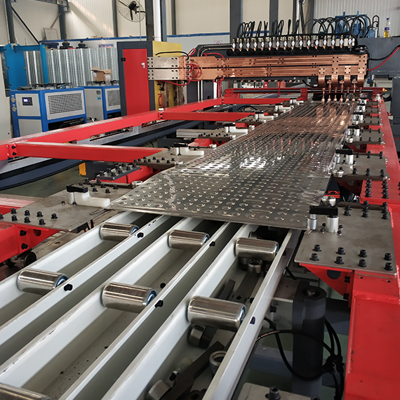 板式換熱器自動龍門點焊機