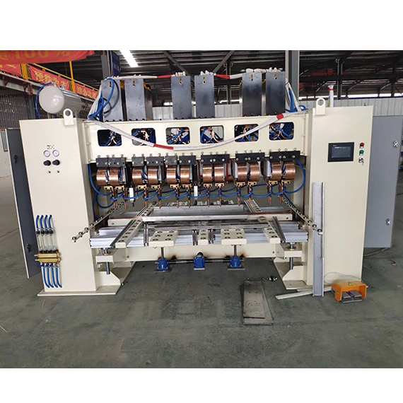 板材自動(dòng)龍門點(diǎn)焊機(jī)