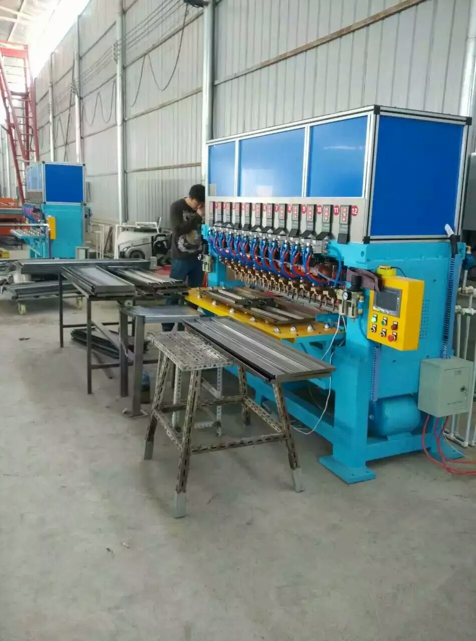 服務(wù)現(xiàn)場(chǎng)