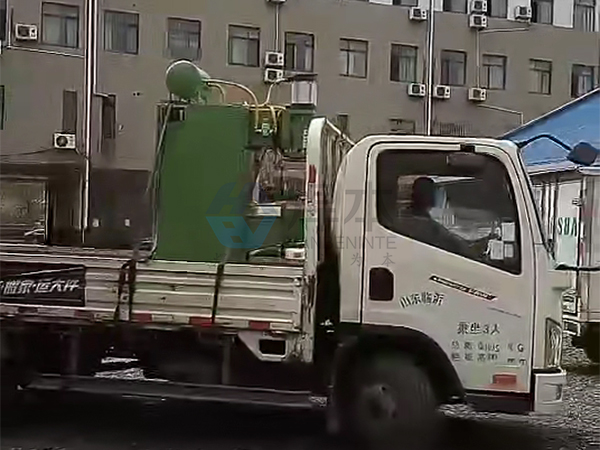 焊本中頻點(diǎn)焊機(jī)發(fā)貨即墨