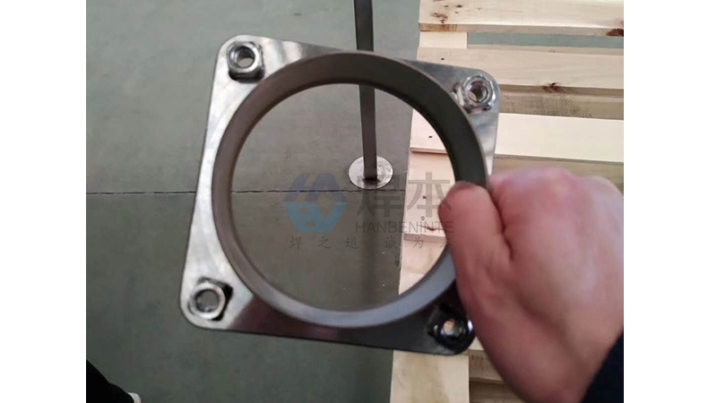 調試聊城魯環(huán)中頻點焊機 (2)