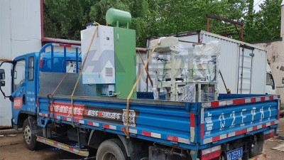 焊本中頻點(diǎn)焊機(jī)加螺母機(jī)發(fā)貨一汽解放汽車(chē)配套商