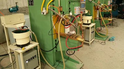 自動(dòng)螺母輸送機(jī)啟動(dòng)后不動(dòng)作的原因及對(duì)策