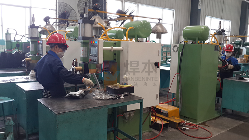 點(diǎn)焊機(jī)使用噪音大